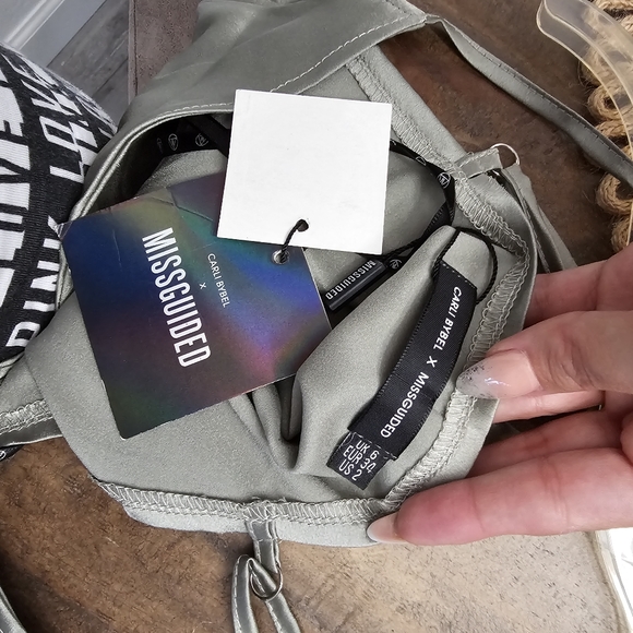 Carli bybel missguided set - Picture 8 of 8